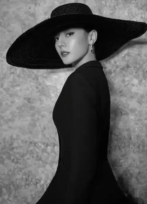 迪丽热巴复古名伶