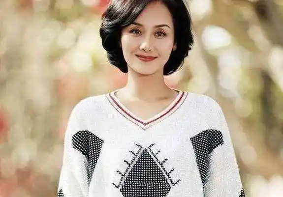 5位"妈妈专业户"演员:天生一张贵气脸,养尊处优,演不了穷人_王琳_李颖