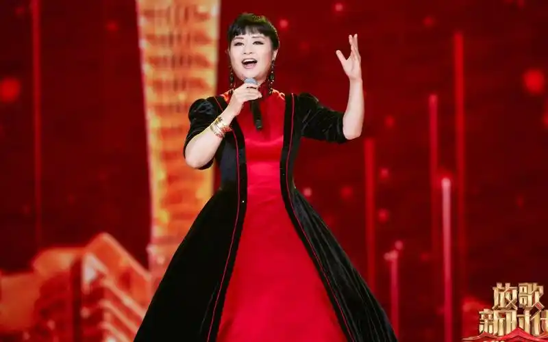 cctv音乐厅歌曲《复兴的力量》 演唱:殷秀梅 指挥:陈燮阳 演奏:中国