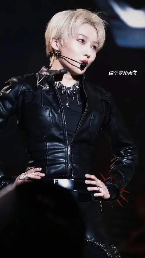 刘雨昕2023仙那度巡回演唱会##刘雨昕胸震