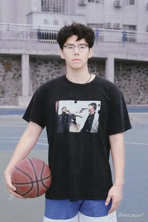 身高190cm体重190斤 是球儿吗? - 知乎