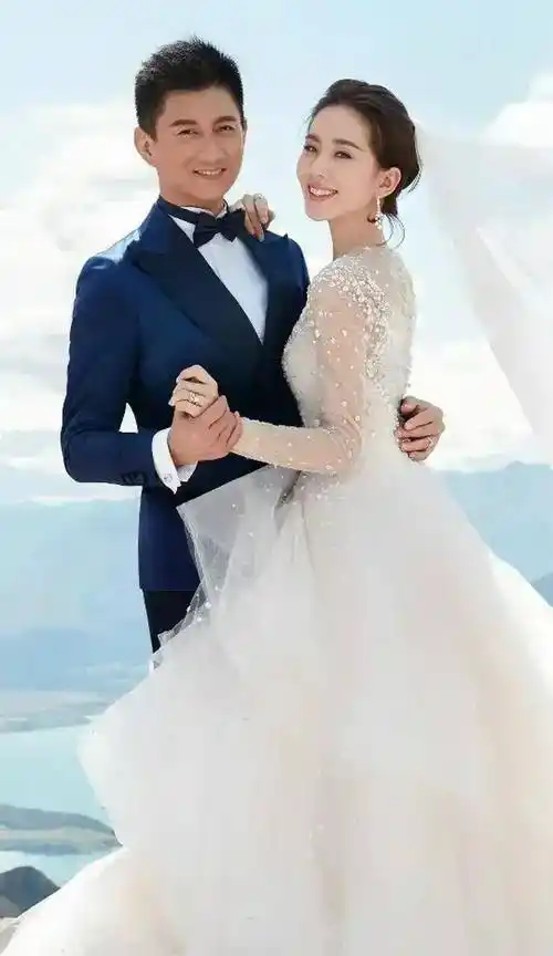 马雅舒在媒体面前控诉:吴奇隆不是男人,结婚3年没睡过5次?