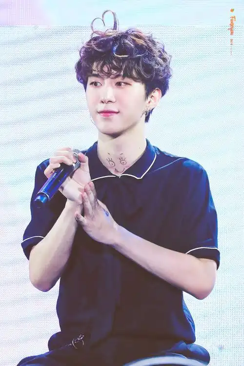 范丞丞心型头发抢眼元气少年可爱无敌