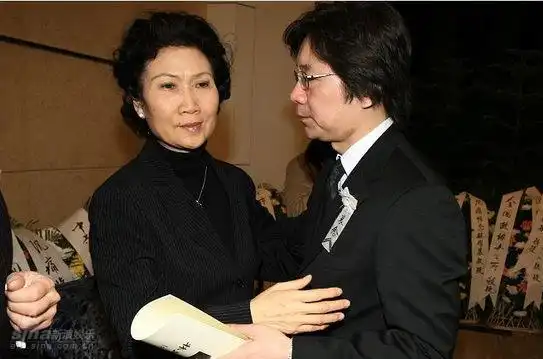 指挥家李心草送别大师 林先生弟子薜伟到场