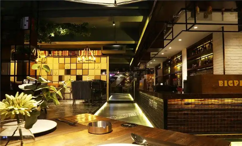 小饭店门面室内设计装修效果图2022图片_装信通网效果图