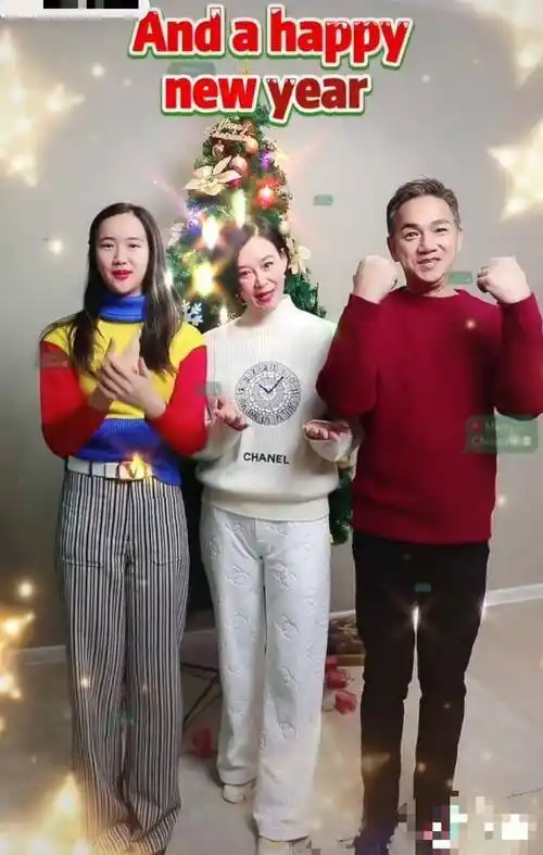 原创56岁骆达华称女儿为女朋友一家人出镜温馨女儿美貌瞩目