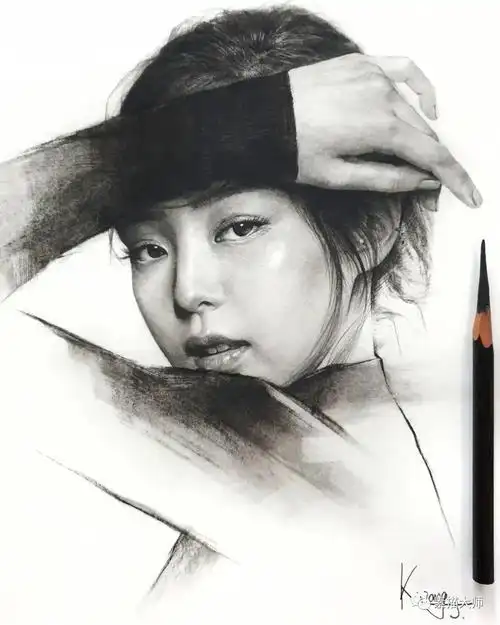 这铅笔素描画,也太精彩了,尤其是发丝! - 名画网