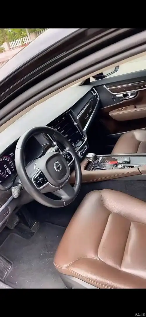 低调且奢华安全又高端沃尔沃s90内饰赏析