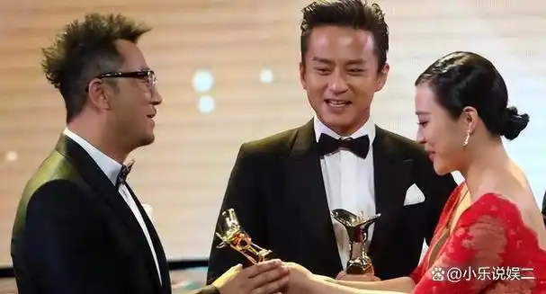 郝蕾:和刘烨离婚后,独自一人养育双胞胎儿子,如今怎么样了?