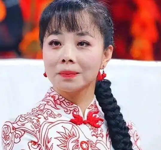 王二妮:我这辈子最正确的决定,就是放弃百万年薪嫁给农村初恋_父亲