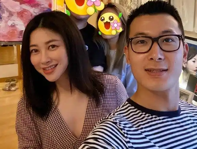 "京圈名媛"朱珠的坎坷情史:一生爱过四个男人,最终嫁给普通人_李泉