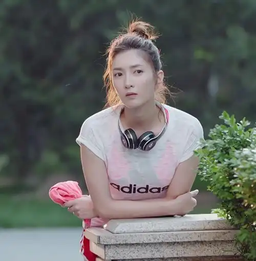 江疏影在《恋爱先生》中哪一个形象最美?