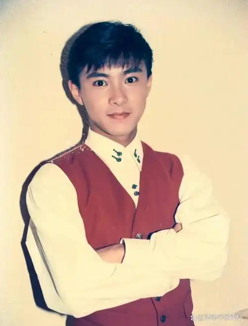 张卫健低调庆60大寿评论区留言炸了我不信一根白发都没有