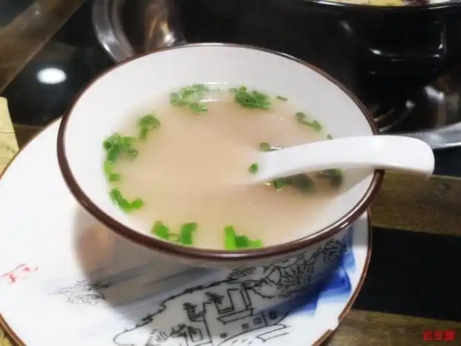 一碗清汤健身心半部论语治天下