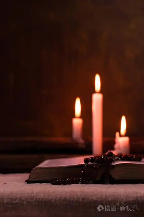 美丽的金色背景.宗教概念