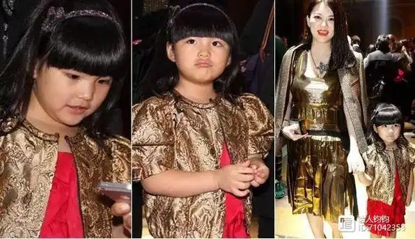 虽然爸爸是"天王"刘德华,但是不管朱丽倩,还是女儿刘向蕙,穿着都是