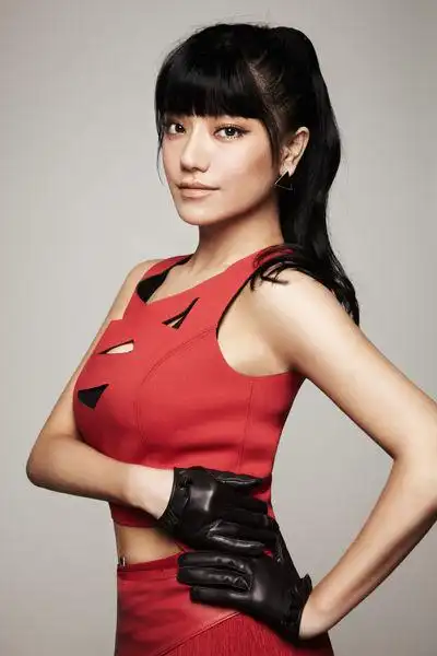 江映蓉化身热舞爱神 多家卫视频显身影