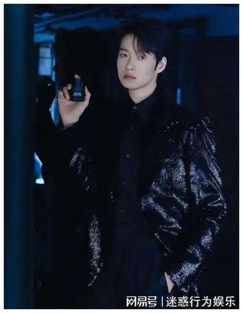 离过婚,大10岁,颜值高身材好,魏大勋的择偶标准真是绝了!