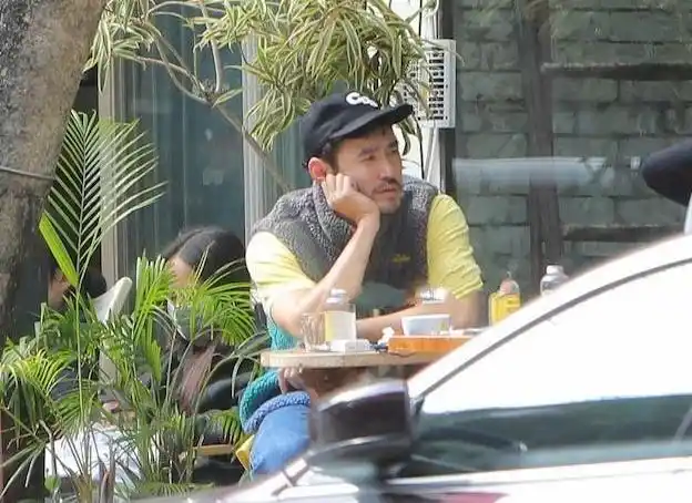 甜美,曾一度传来桃色新闻,直到一年后张钧甯被曝与大七岁的黄凯伟恋爱