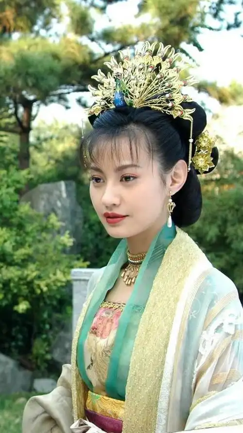 江玉燕杨雪再现经典古装蛇蝎美人太惊艳嫁给丑老公成幸福妈妈