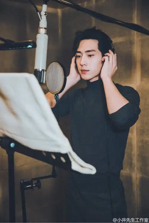 主题:然然《美女与野兽》好帅啊!