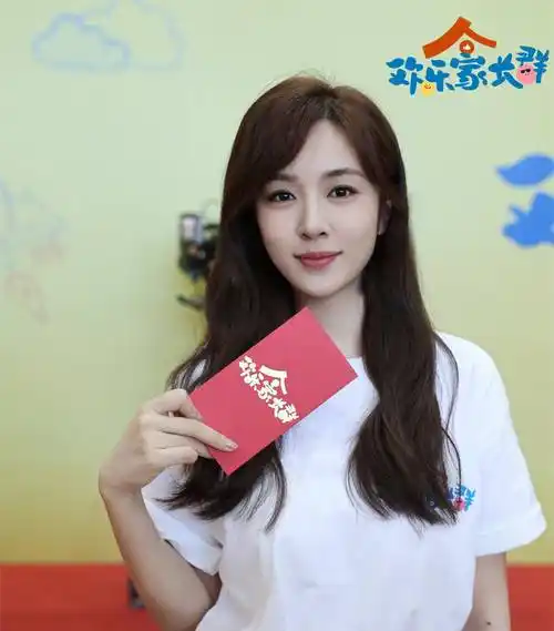 体育老师》中,已经有过精彩合作的"王小米"扮演者——王晓晨(知名代表