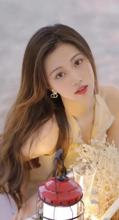 高颜值美女写真清新可人