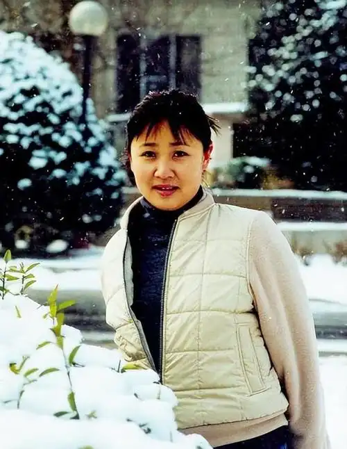 胖星梁冠华这辈子最棒的决定就是娶才貌双绝的妻子唐烨