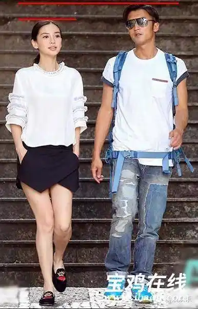 和174的谢霆锋同框,身高差是这样.