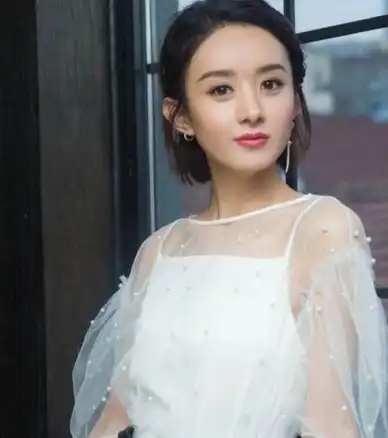 今年最流行的发型,救了赵丽颖,超级有范又时尚