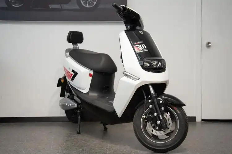 雅迪电动车-莱客