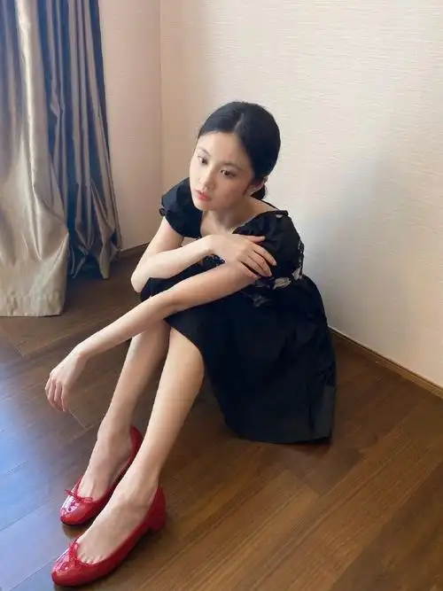 张慧雯美腿精选图集