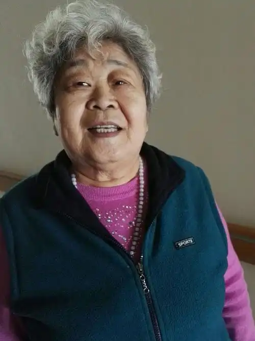 原创摄影《中康老人的笑脸》