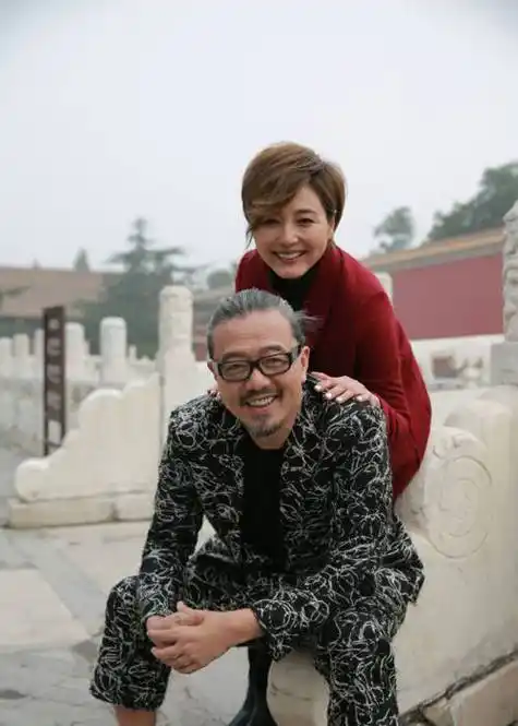 "傅老大"张锦程与张延拍写真,两人越发有夫妻相!