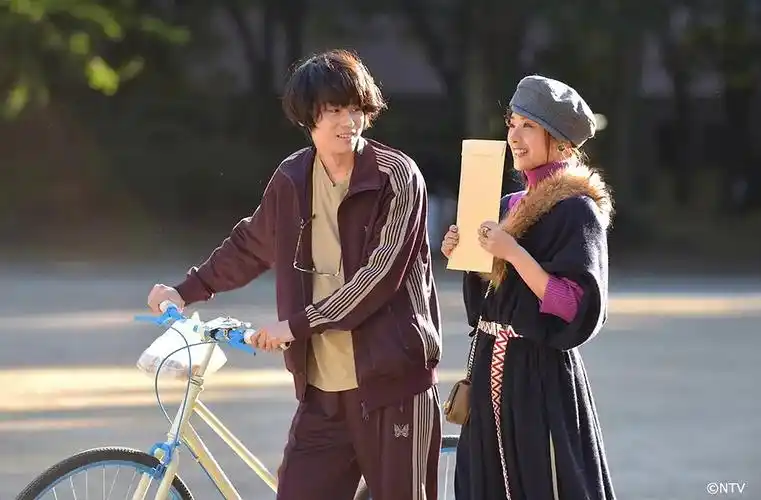 最近看校对女孩突然就get到菅田将晖的颜了好喜欢呀