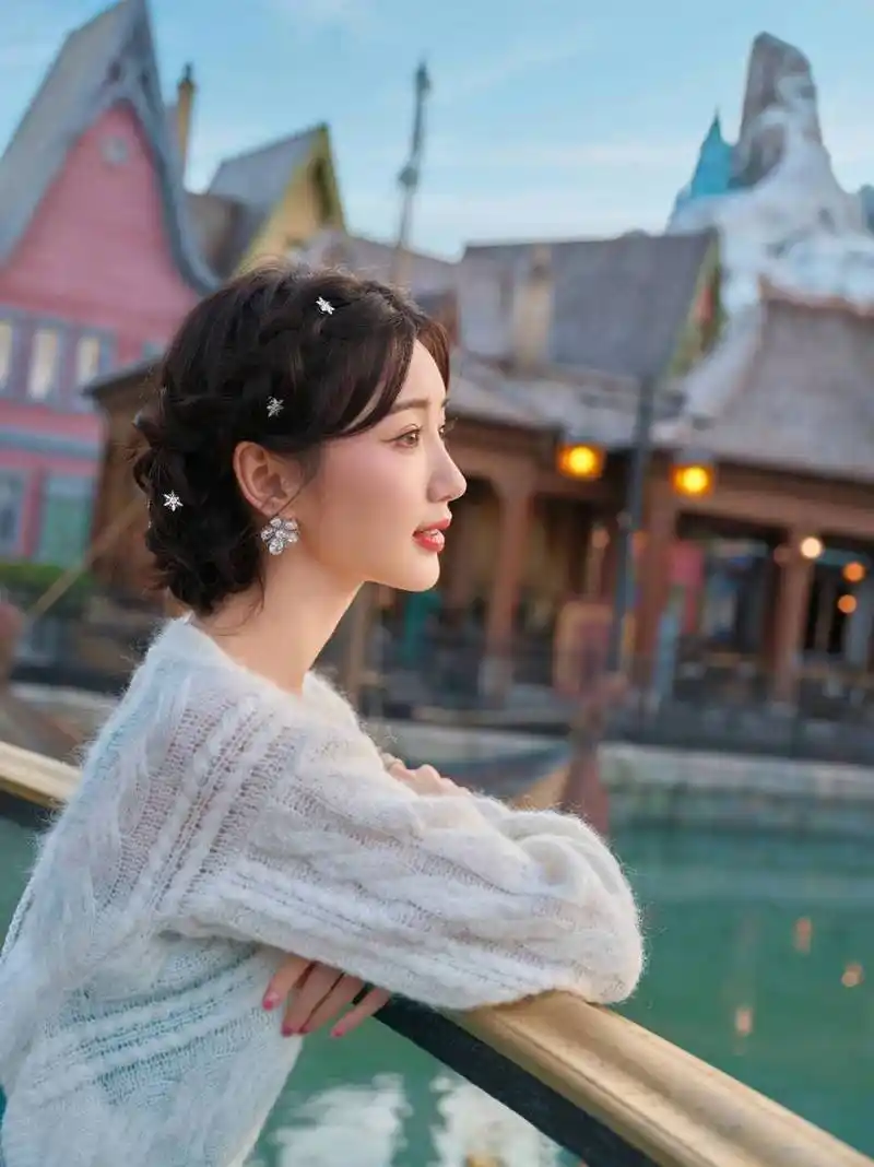 毛晓彤迪士尼写真,可爱甜美少女感十足!  迪士尼在逃公主!