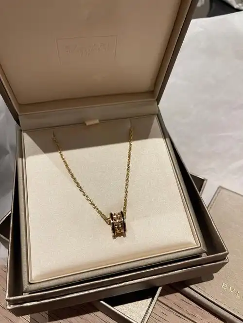 宝格丽男款项链送老公的礼物