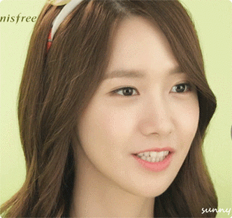 林允儿 美女 妩媚 可爱 秀发