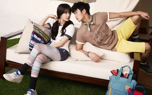 金秀贤,裴秀智电脑壁纸