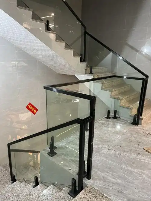 佛山南海自建房玻璃楼梯扶手73