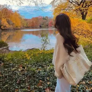 美女头像背影唯美高清83张_女生头像_头像屋