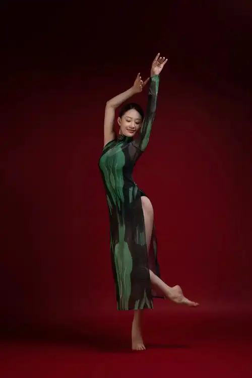 舞影集|古风旗袍经典舞蹈舞姿系列.#舞蹈摄影 #旗袍美人 # - 抖音