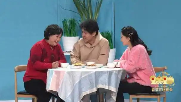 【贾玲张小斐春晚小品合集】    2018年《真假老师》 2020年《婆婆