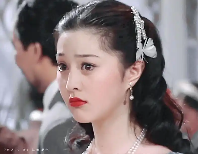 范冰冰和刘亦菲演的民国大小姐,被谁美到过[思考]