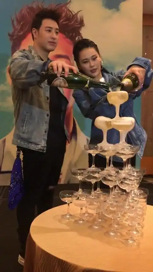 路人视角 #潘玮柏 #袁娅维 #潘玮柏袁娅维moonlight #库存