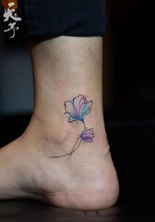 小清新纹身图片_成品腿部脚部欧美清新植物原创几何水彩西安纹身图案