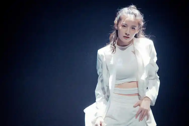 79snh48–赵粤79 - 堆糖,美图壁纸兴趣社区