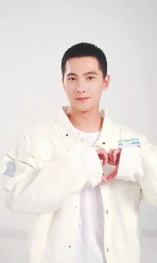 好多男明星都剪过寸头,我们一起来看看谁比较帅