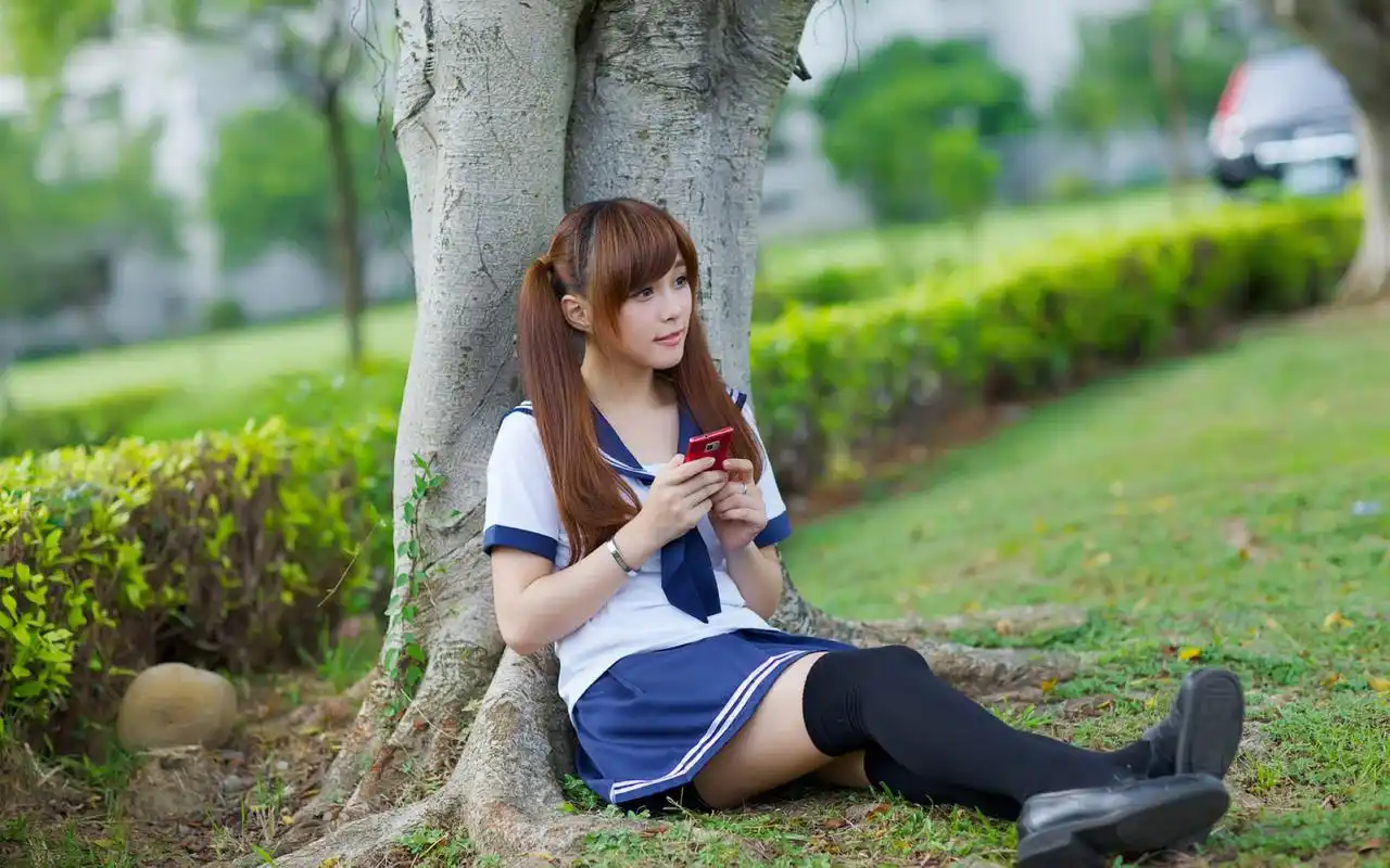 毕业季清纯可爱校园美女校服诱惑桌面壁纸第一辑