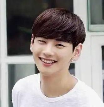 男生m字齐刘海,要这样去打理,超萌又帅气!